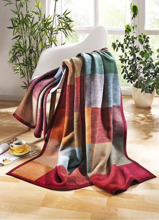 Wohndecken - Schlafdecke aus Baumwolle nach Global Recycled Standard, in Farbe MULTICOLOR Ansicht 1