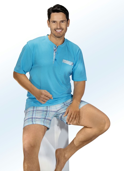 Shortys - Shorty mit Knopfleiste, aufgesetzter Brusttasche und Karodessin Shortys - Shorty mit Knopfleiste, aufgesetzter Brusttasche und Karodessin, in Größe 046 bis 060, in Farbe TÜRKIS-MINT-JEANSBLAU