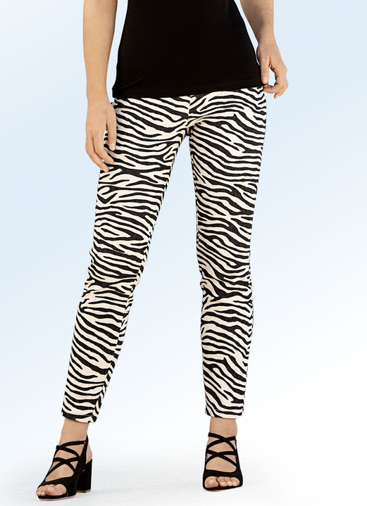 - Hose im trendigen Animalprint, in Größe 017 bis 052, in Farbe SCHWARZ-SAND Ansicht 1