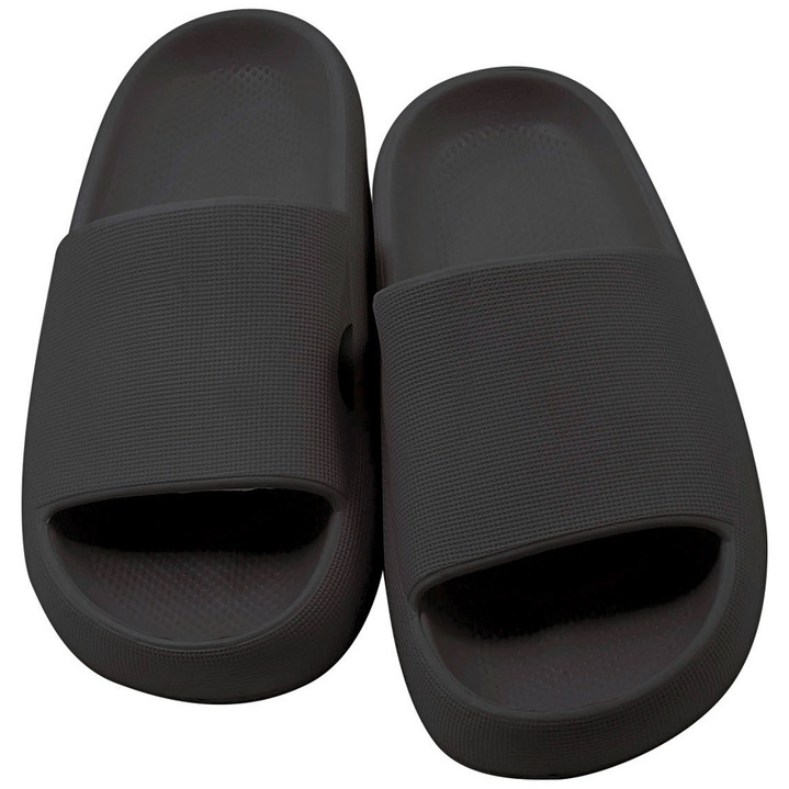 Hausschuhe - Wolken-Slipper relaxvital mit geriffelter Sohle, in Größe 036 bis 045, in Farbe SCHWARZ Ansicht 1
