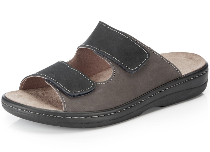 Sandalen & Pantoletten - GINO GALANTE, bequeme Herren-Pantoletten, Weite H, mit herausnehmbarem Fußbett Sandalen & Pantoletten - GINO GALANTE, bequeme Herren-Pantoletten, Weite H, mit herausnehmbarem Fußbett, in Größe 040 bis 046, in Farbe DUNKELBLAU-MOKKA