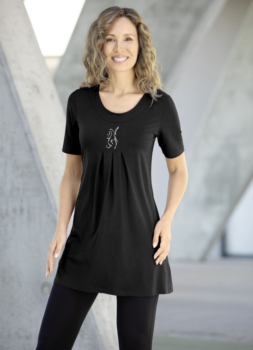 Shirts mit Strass - Geschmackvolles Longshirt in 2 Farben Shirts mit Strass - Geschmackvolles Longshirt in 2 Farben, in Größe 038 bis 054, in Farbe SCHWARZ