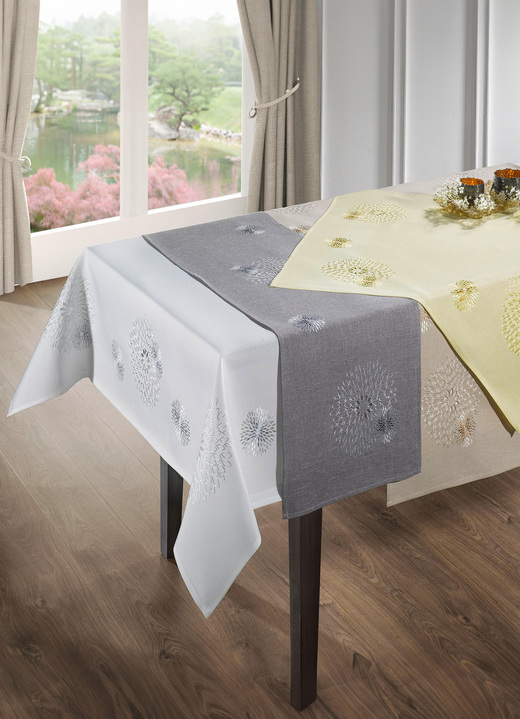 Wohnaccessoires - Tisch- und Raumdekoration mit aufwendiger Stickerei, in Größe 135 (2 Platzsets, 30/ 45 cm) bis 404 (Kissenbezug, 40/ 40 cm), in Farbe WEISS