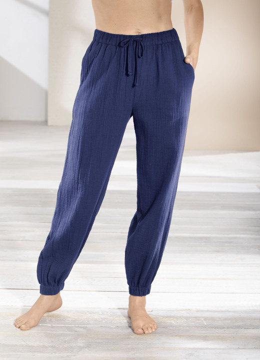 Hosen - Atmungsaktive Hose von Laurina, in Größe 036 bis 054, in Farbe MARINE Ansicht 1