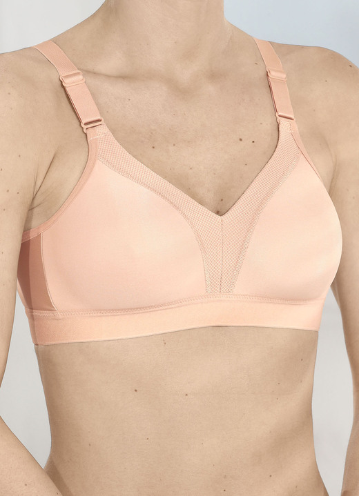 Sport-BH - Triumph Triaction Wellness Sport-BH für leichte Beanspruchung, in Größe 075 bis 095, in Cup C, in Farbe WEISS Ansicht 1