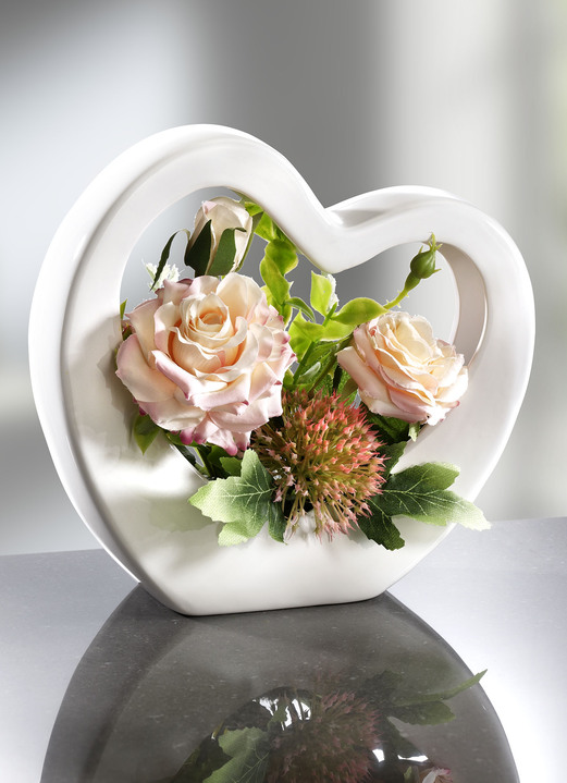 Wohnaccessoires - Rosen-Gesteck in Herz-Keramikschale, in Farbe HELLROSA-CREME