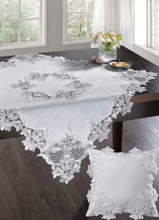 Elegante Tischdecken und Accessoires