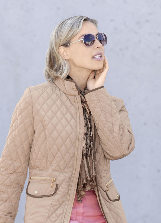 Schals - Schal mit Fantasiedessin, in Farbe TAUPE-BEIGE-BUNT