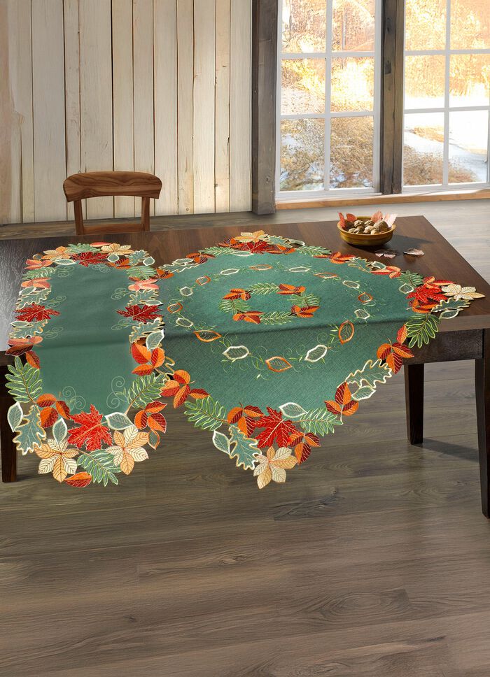 Herbstliche Tisch- und Raumdekoration mit Blattmotiven GR&Uuml;N-BUNT