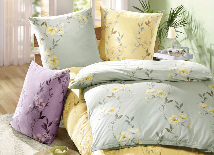 Bettwäsche-Garnitur von "Irisette“ 