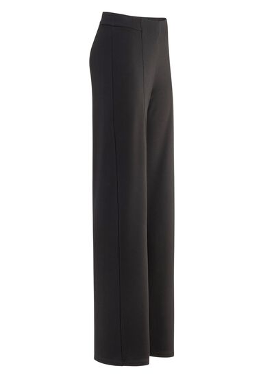 Hose in modischer Weite 