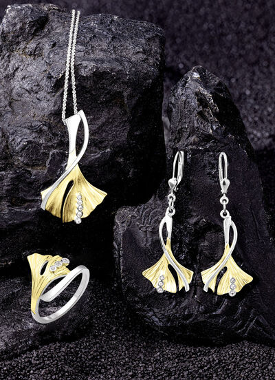 Ohrringe Ginkgoblatt in Bicolor mit synth. Zirkonia 