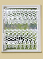 Kurzstore mit aufwendigem Macramé-Abschluss 