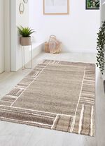 Br&uuml;cken und Teppiche mit fein gearbeiteter Bord&uuml;re 