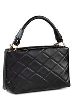 Laurina Tasche mit trendiger Ziersteppung SCHWARZ