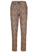 Hose mit aparter Dessinierung 