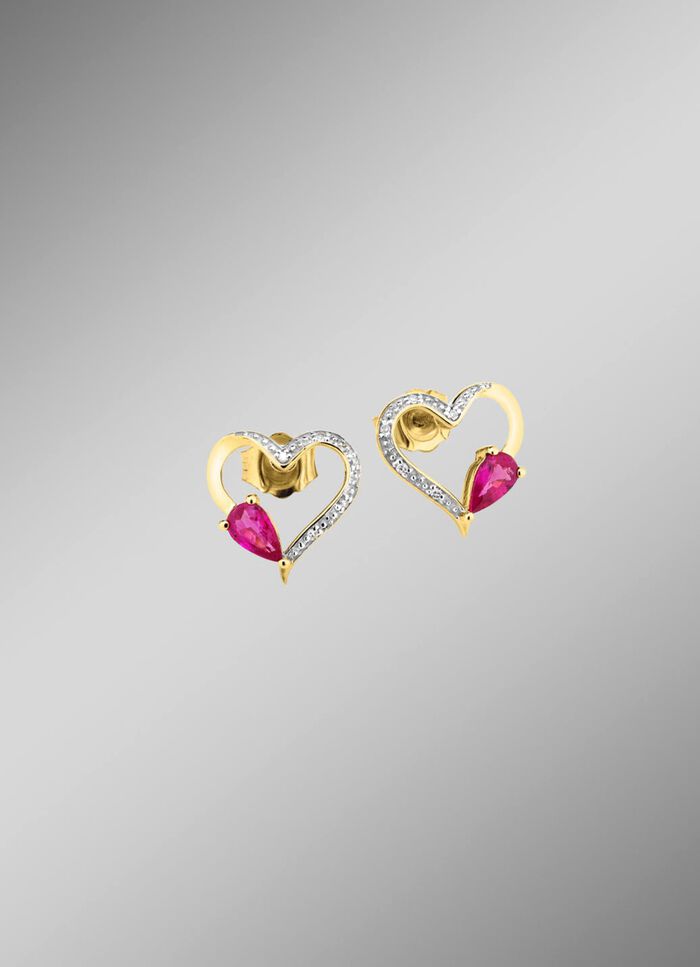 Zartes Funkeln: Ohrstecker mit echt Rubin 