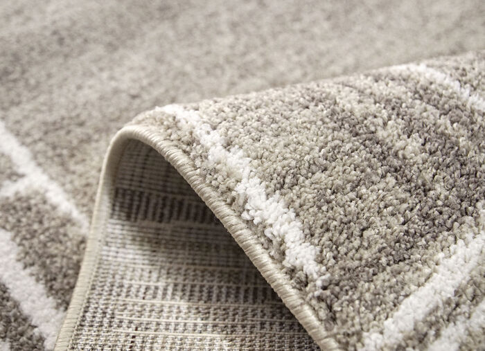 Brücken und Teppiche mit fein gearbeiteter Bordüre BEIGE