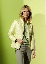 Steppjacke mit recycelter Wattierung