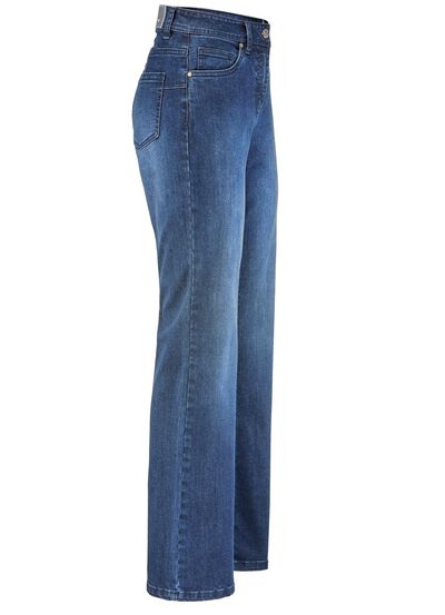 Jeans mit modischer Beinweite  