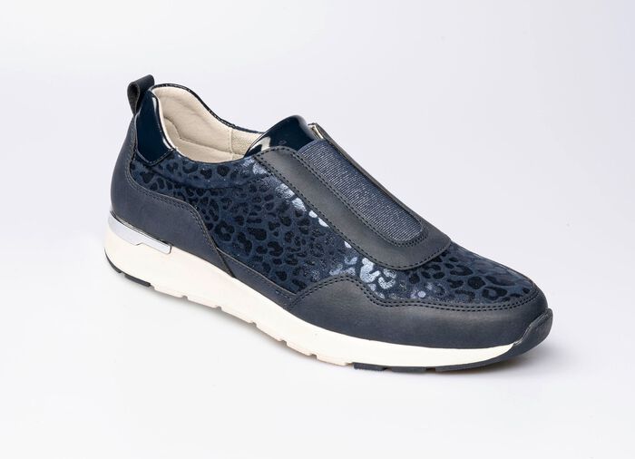 Modischer Stretch-Sneaker im Leo-Look BLAU