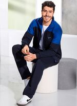 Freizeitanzug mit Seitentaschen 