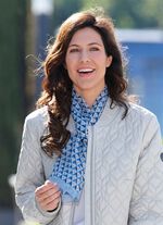 Schal mit Grafikdessin 