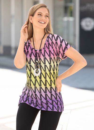 Shirt mit &uuml;berschnittener Schulterpartie 