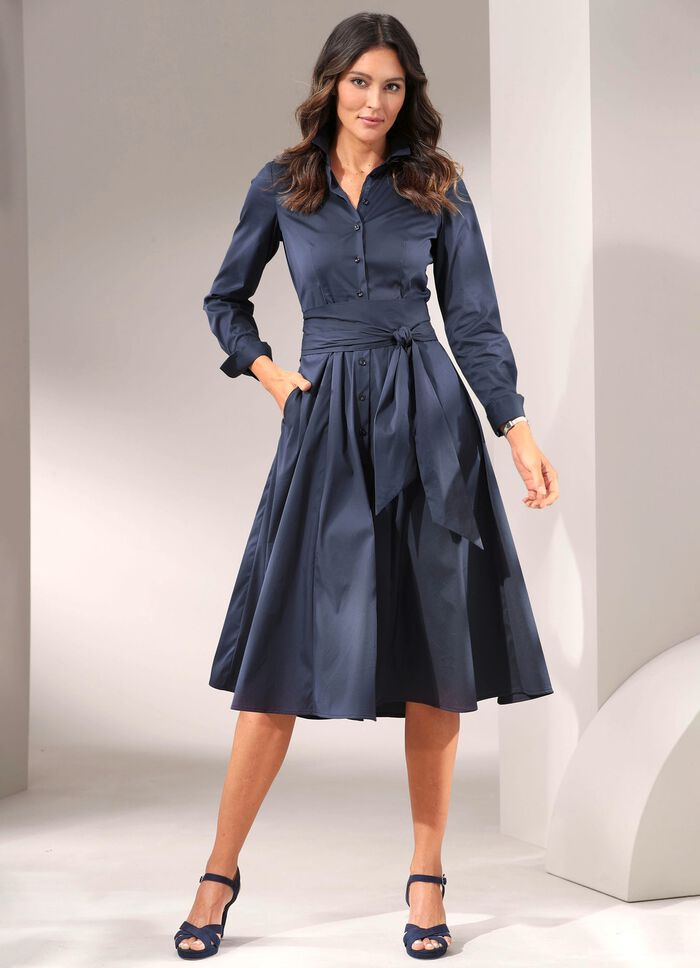 Hemdblusenkleid mit breitem Bindeg&uuml;rtel 