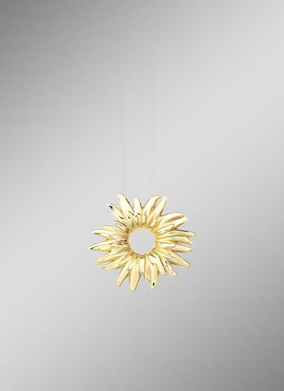 Schicker Anhänger im Blumen-Design 