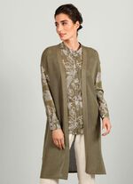 Strickweste in Longform 