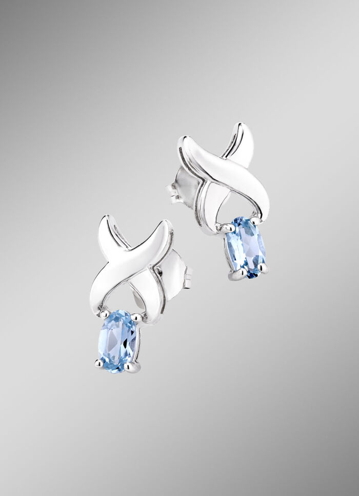 Schicke Ohrstecker mit Blautopas 
