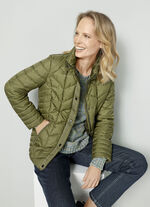 Steppjacke mit Reißverschluss unter der Druckerleiste 