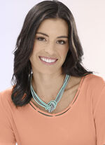 Halskette im Knotendesign