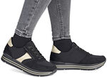 Remonte, trendige Damen-Sneaker, Weite G, mit herausnehmbarem Fußbett SCHWARZ-GOLD