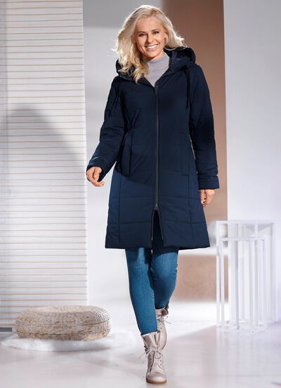 Kurzmantel mit fester Kapuze 