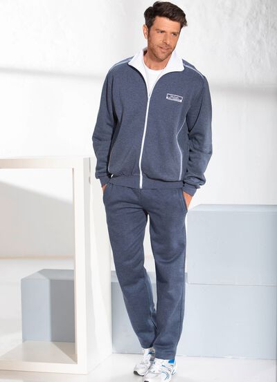 Freizeitanzug mit Seitentaschen 