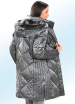 Kurzmantel mit figurfreundlicher Längssteppung 