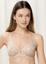 Triumph Amourette Bügel-BH mit Elastikspitze PUDER