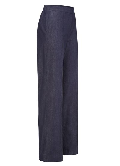 Jeans mit leicht ausgestellter Beinweite 