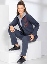 Freizeitanzug mit zwei Hosen 