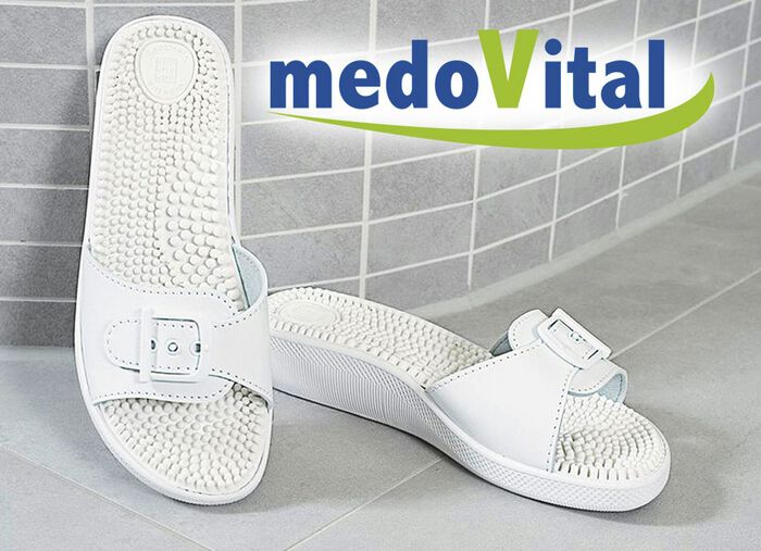 Massage-Pantolette mit anatomisch geformtem Fu&szlig;bett 