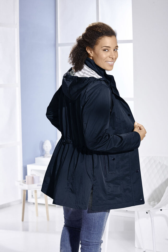 Jacke mit Schub- und Reißverschlusstaschen NAVY