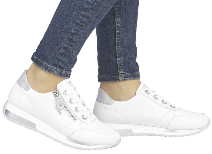 Remonte Schnür-Sneaker mit silberfarben schimmerndem Kontrast-Besatz WEISS