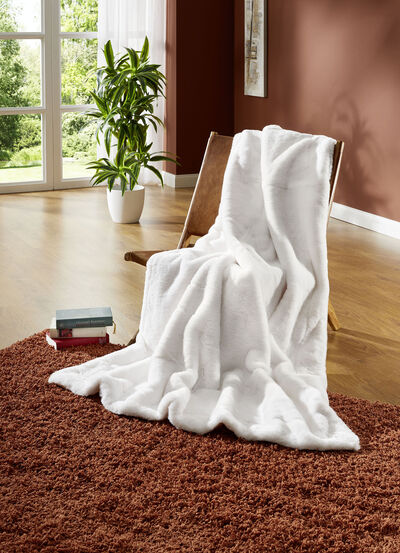 Felldecke in kuschelweicher Qualität 