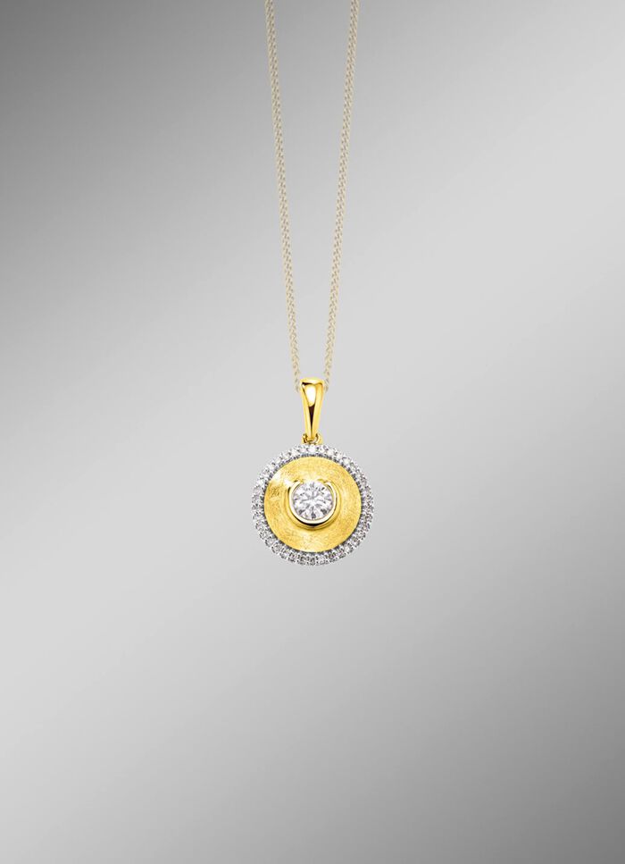 Stilvoller Anh&auml;nger mit Brillant und Diamanten 