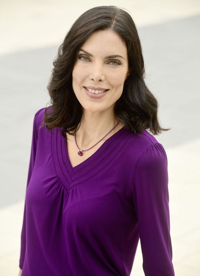 Shirt mit Zierblenden in 2 Farben AUBERGINE