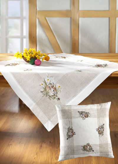 Tisch- und Raumdekoration mit Häschen-Motiv 