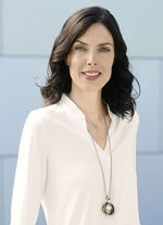 Silberfarbene Halskette mit Anhänger 