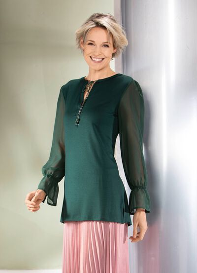 Shirt mit ausgefallener Ausschnittverarbeitung in 2 Farben 